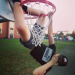 Meet your Posher, Leon